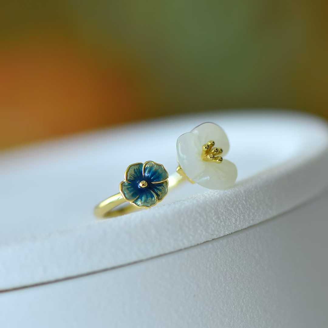 925 Silver Inlaid Hetian Nephrite "Three-Petal Flower Two-Tone" Ring