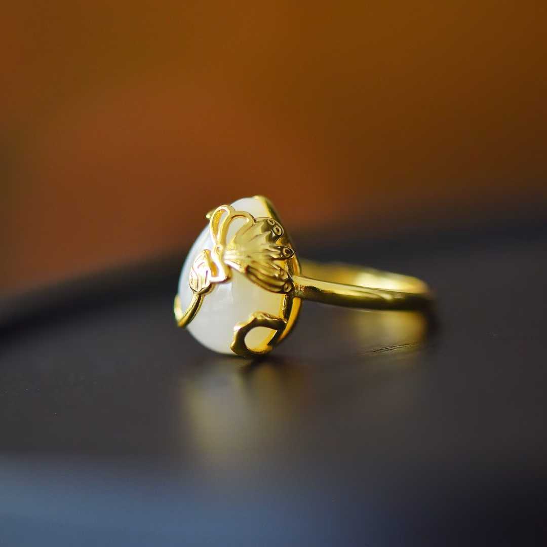 925 Silver Inlaid White Hetian Nephrite "Butterfly on Flower" Teardrop Ring