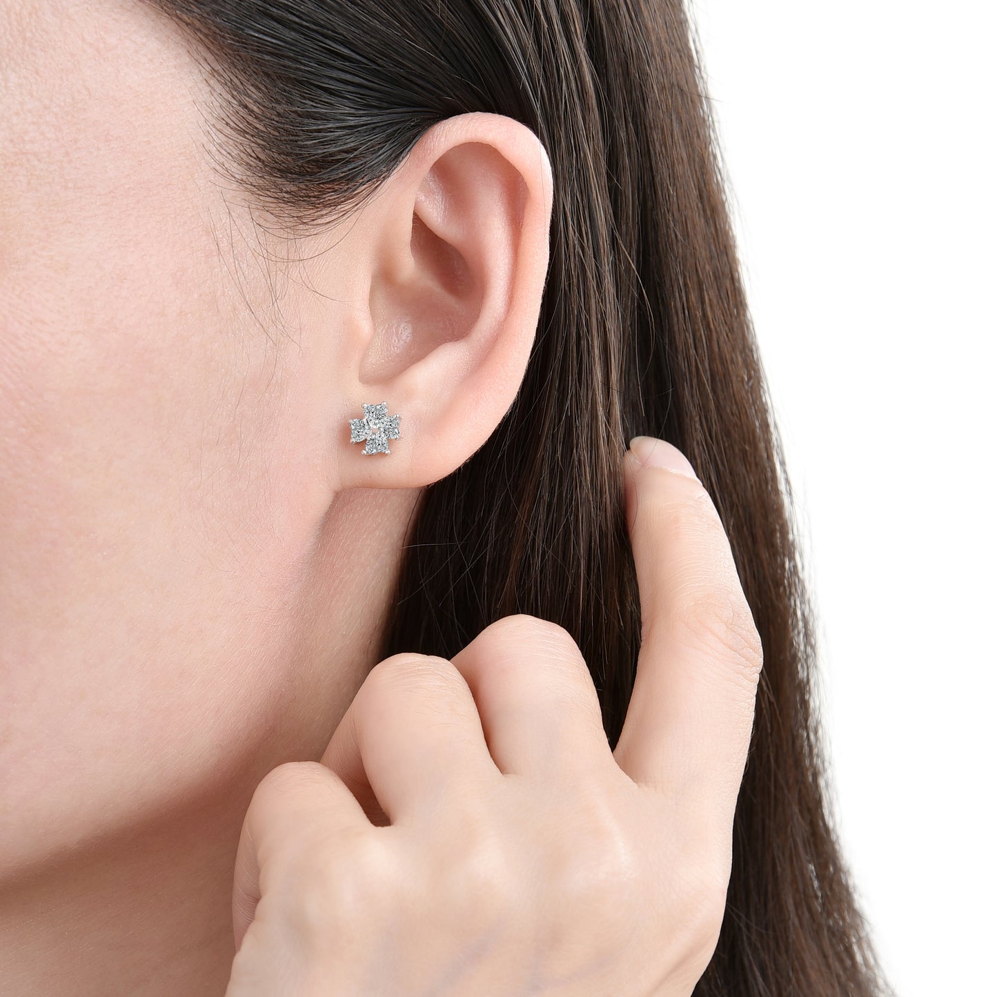 Pendientes de circonita cúbica con trébol de cuatro hojas, nobles y elegantes.