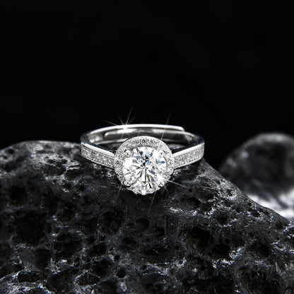 Anillo de media pared con bisel redondo y circonita cúbica brillante