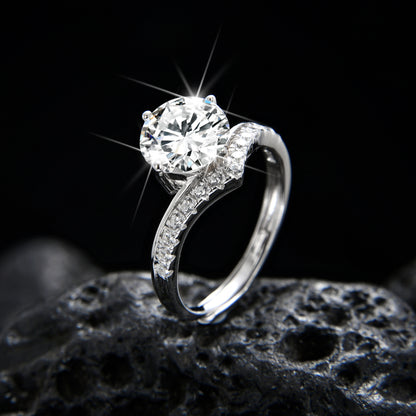 Anillo de corona de princesa que simboliza el estatus noble.