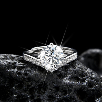 Anillo de corona de princesa que simboliza el estatus noble.