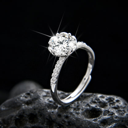 Anillo de circonita rosa de seis garras