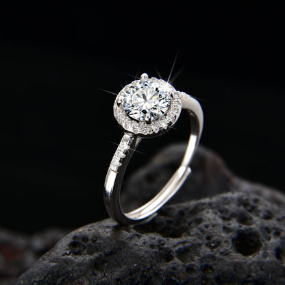 Anillo redondo grande de circonita cúbica