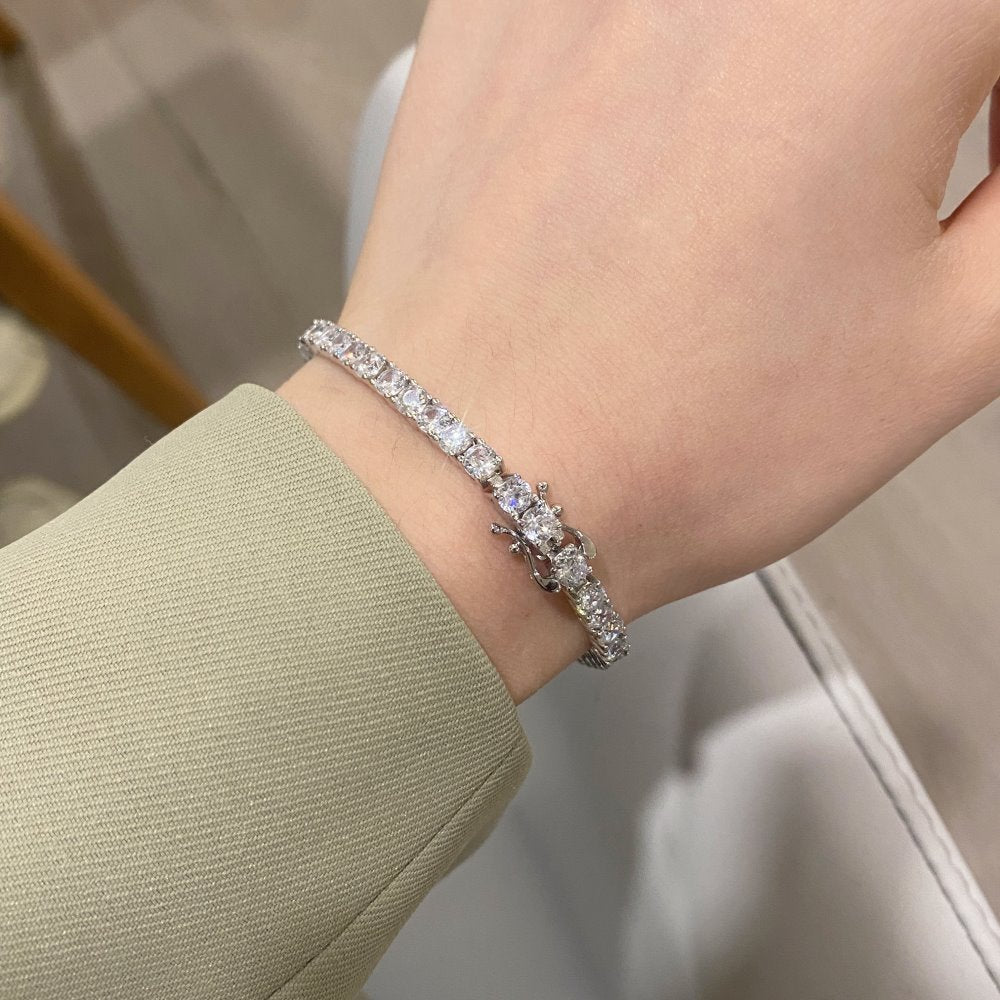 Pulsera de circonitas de hilera completa