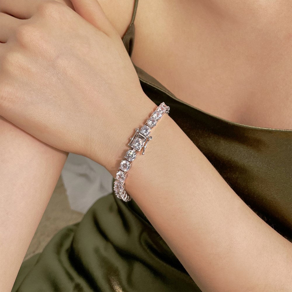 Pulsera de circonitas de hilera completa
