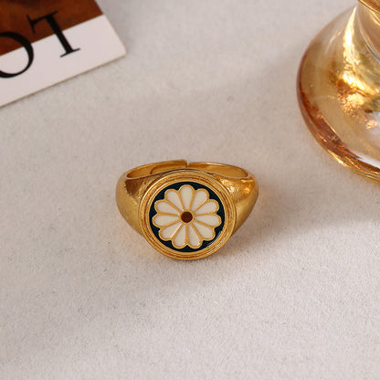 Anillo de trébol de cuatro hojas de esmalte vintage premium