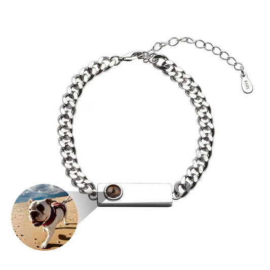 Proyección fotográfica de una pulsera cubana 
