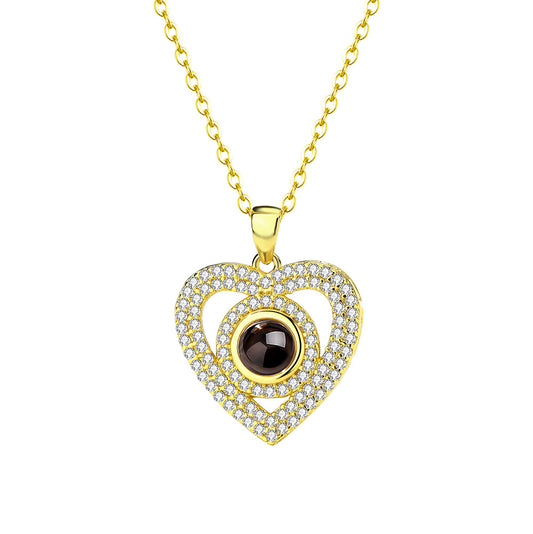 Collar con colgante de corazón con proyección de fotos