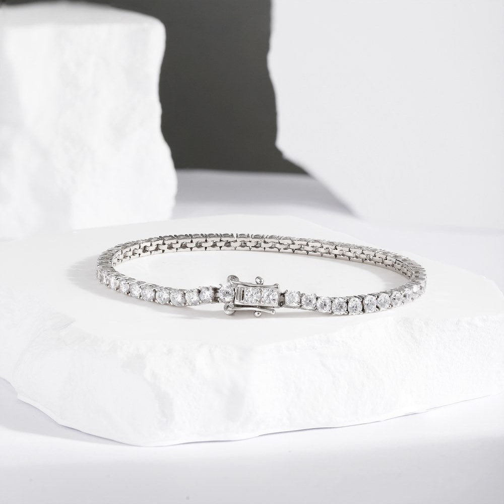 Pulsera de circonitas de hilera completa