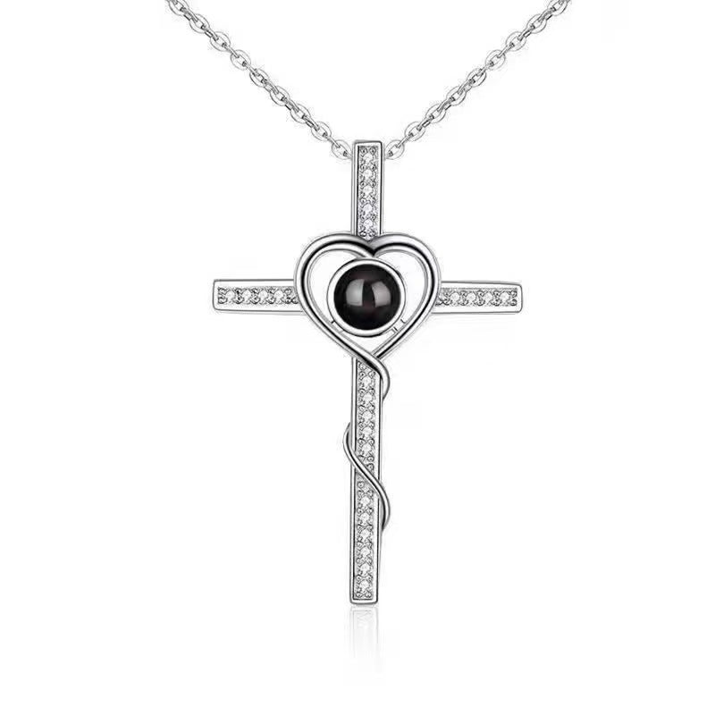 Photo projection pendant necklace