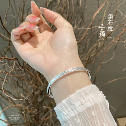 Pulsera de plata de ley con diseño de triángulos chinoiserie