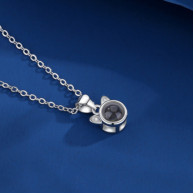 Collar de gato con proyección de fotos 