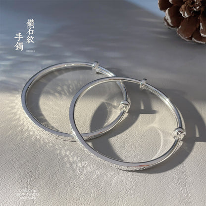 Pulsera de plata de ley con diseño de triángulos chinoiserie