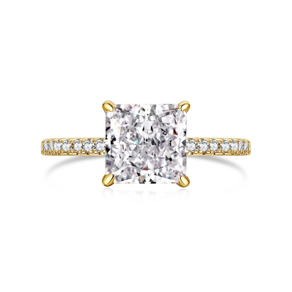Anillo de circonita con corte de flor de hielo clásico y moderno