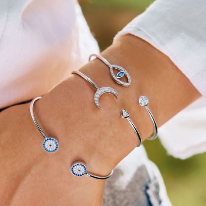 Pulsera de circonita de ojo de diablo moderna y de moda.