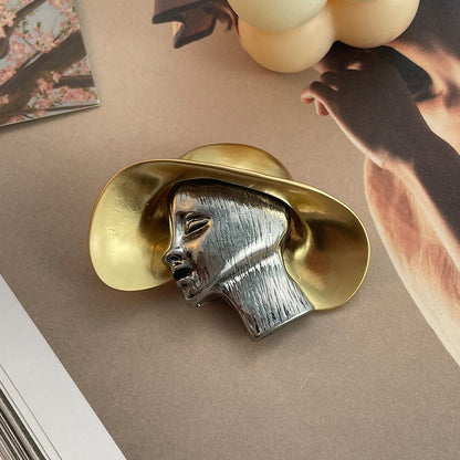 Retro unique personality contrast color straw hat girl brooch suit accessories for women