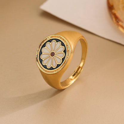 Anillo de trébol de cuatro hojas de esmalte vintage premium