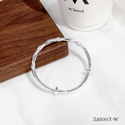 Pulsera deslizante de plata de ley con diseño moderno