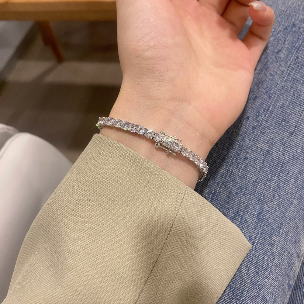 Pulsera de circonitas de hilera completa