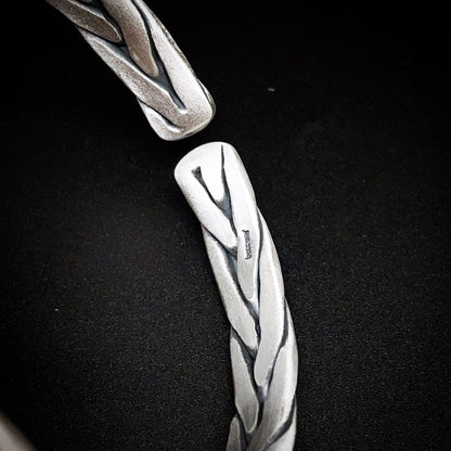 Pulsera de plata de ley maciza tejida a mano