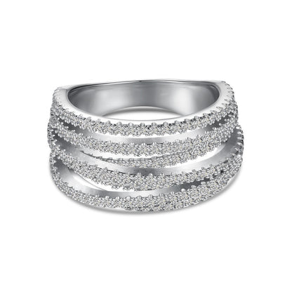 Anillo de diamantes en espiral moderno y personalizado.