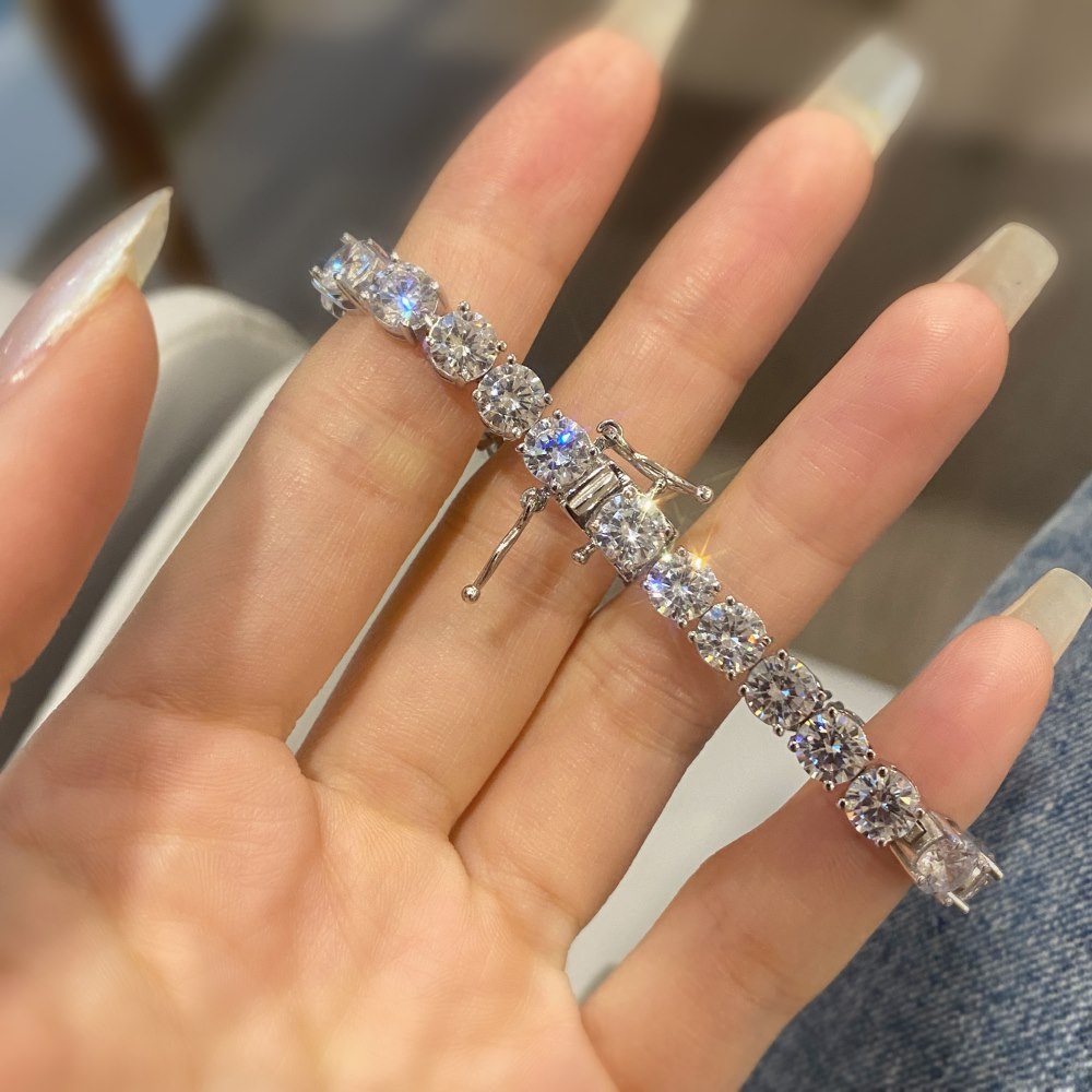 Pulsera de circonitas de hilera completa