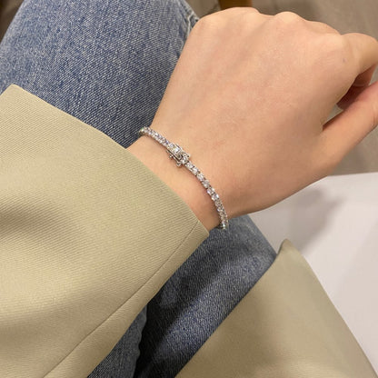 Pulsera de circonitas de hilera completa