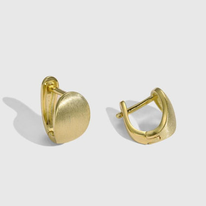 Pendientes cepillados de alta gama en forma de U y semiarco