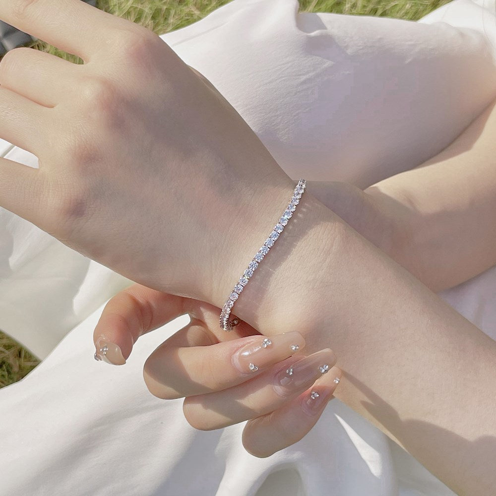 Pulsera de circonitas de hilera completa