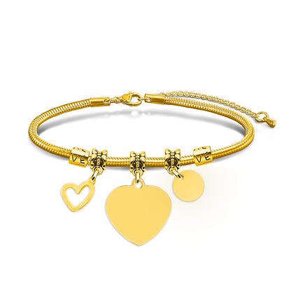 Pulsera con colgante de marca grabado con láser