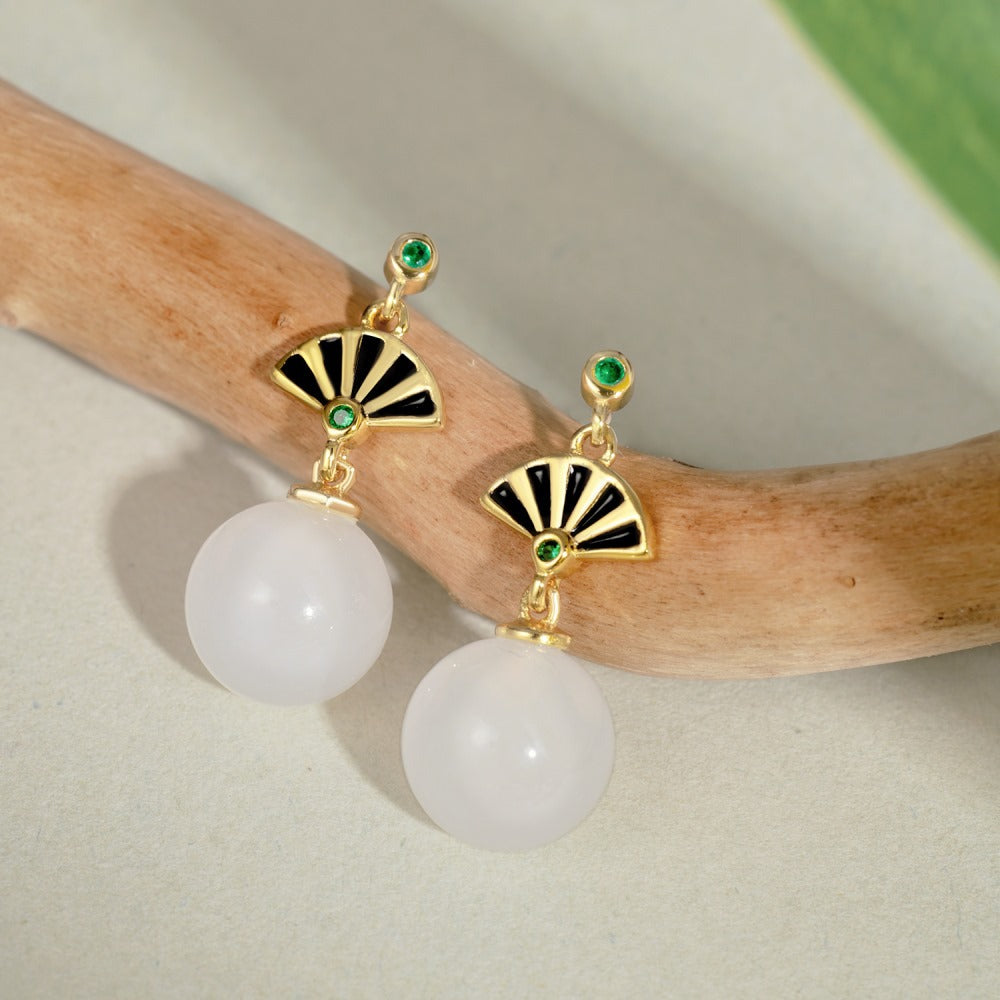 Pendientes estilo chino con nudo de abanico