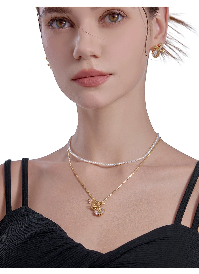 Bow tie necklace