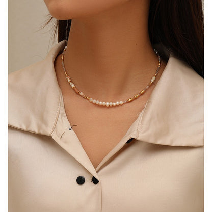 Collar sencillo y colorido con perlas de agua dulce de piedra natural para mujer. 