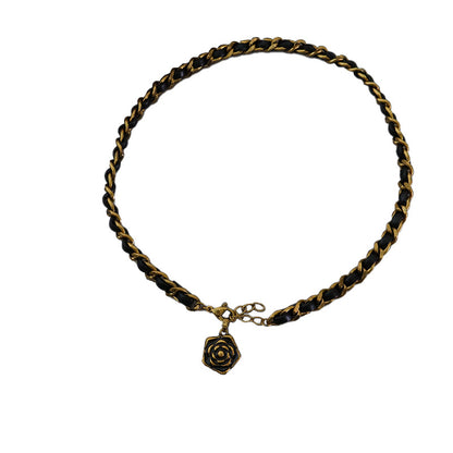 Collar colgante de hilo de cuero de alta gama