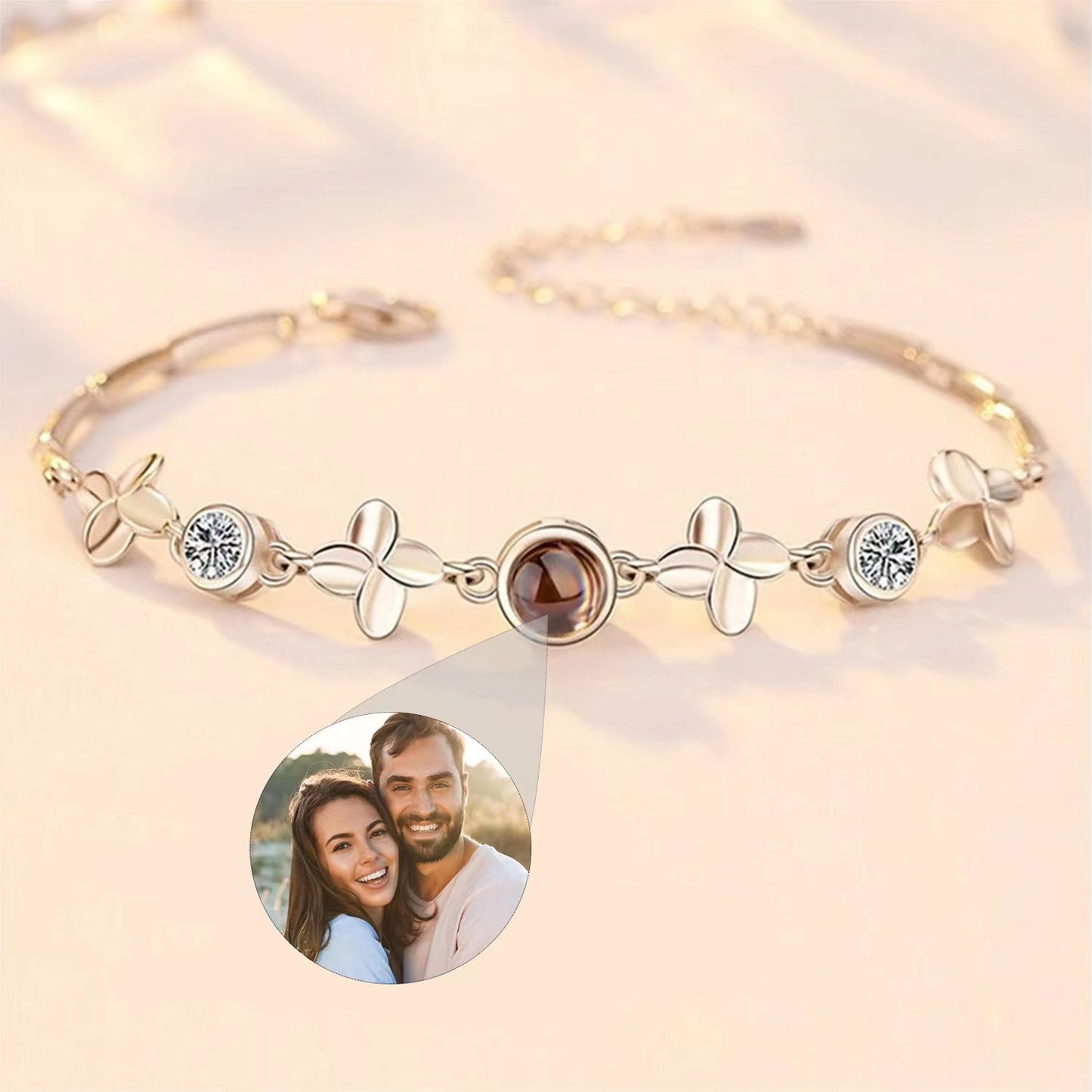 Pulsera de flores de cuatro hojas con proyección de fotos