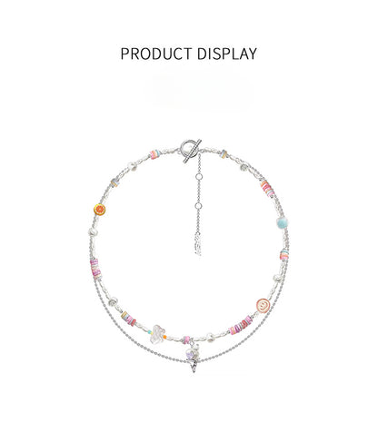 Hermoso collar de color caramelo 