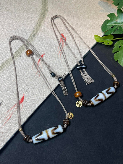 Collar de clavícula con cuentas dzi de diente de tigre doble de moda