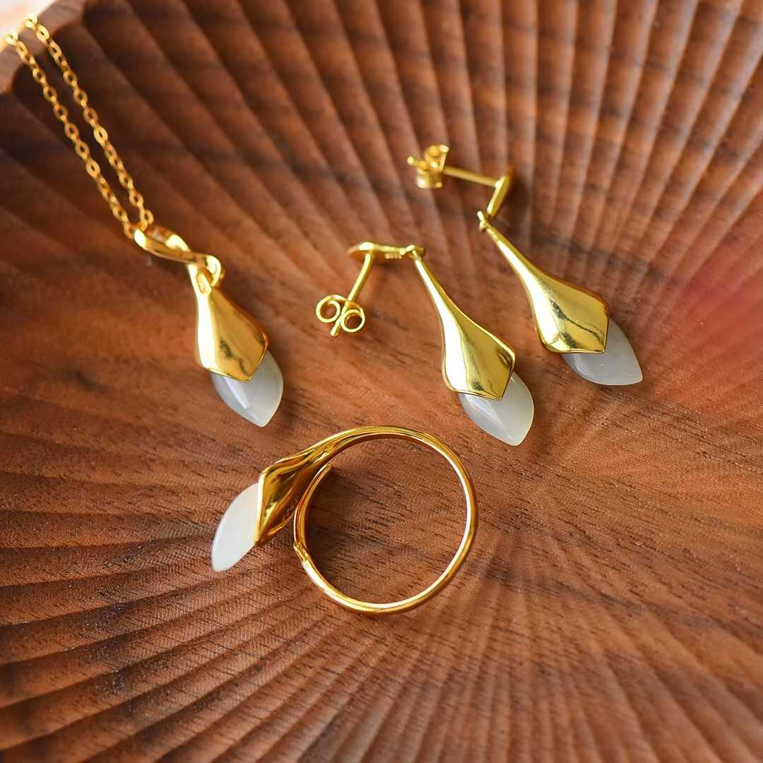 Ancient-Style Silver Inlaid Nephrite Rose Three-Piece Set