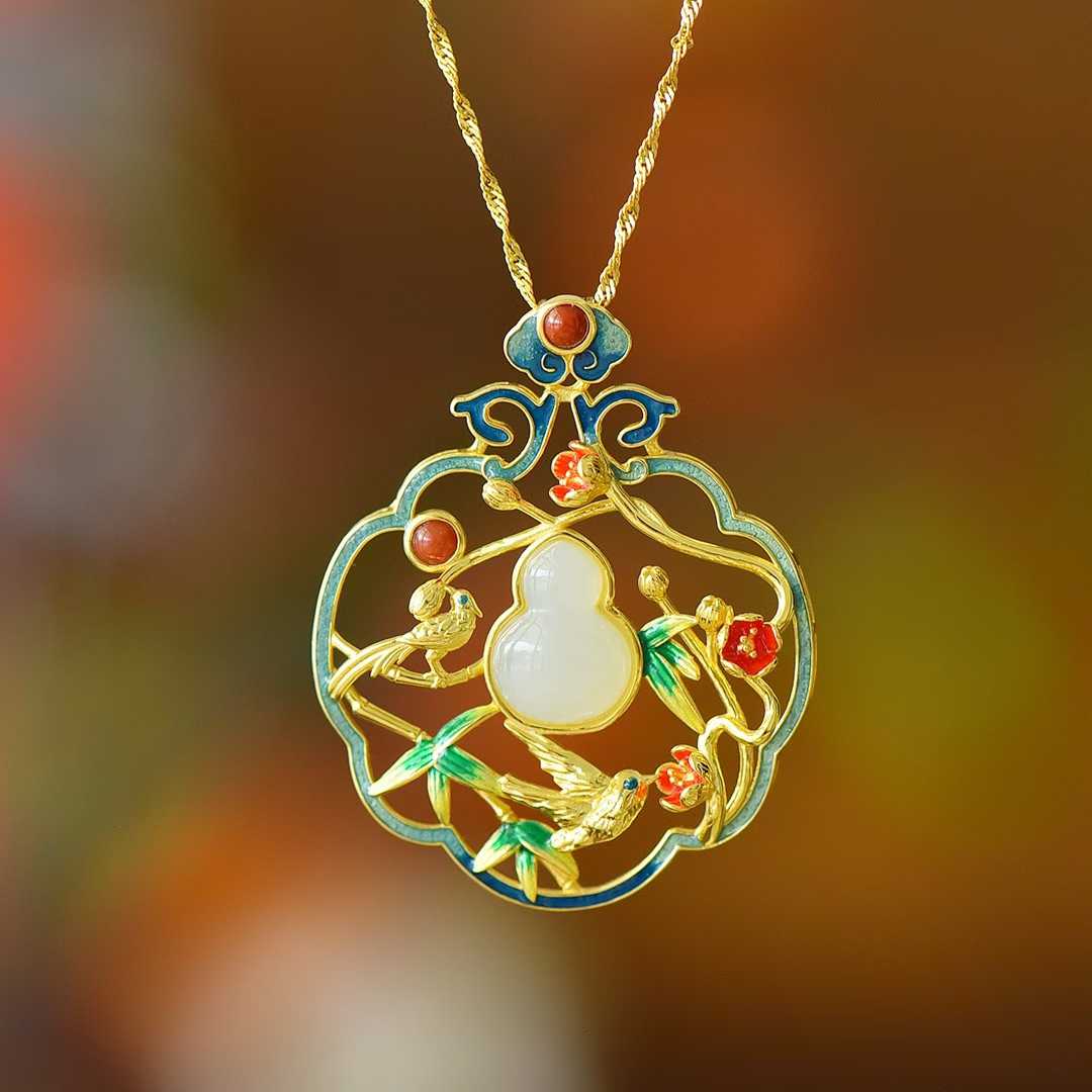 925 Silver Inlaid Hetian Nephrite "Joy on the Eyebrows (Joyful Occasions)" Gourd Pendant