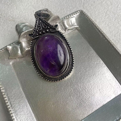 Vintage Egg Pendant