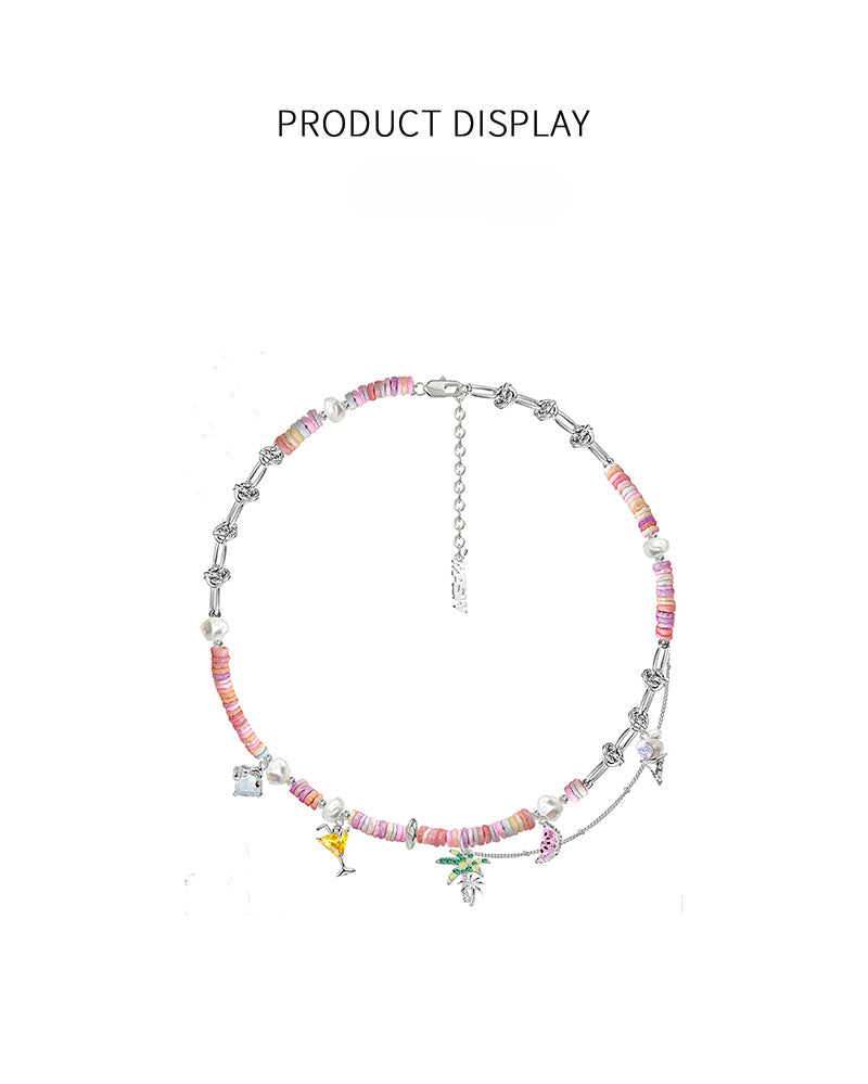 Hermoso collar de color caramelo 