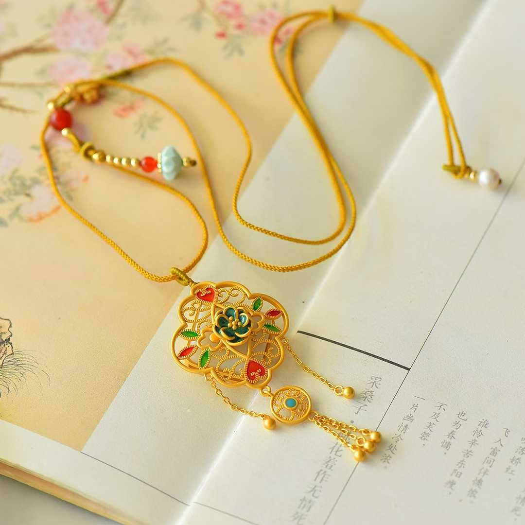 925 Silver Inlaid Hetian Nephrite "Flourishing Blossoms" Jewelry Set