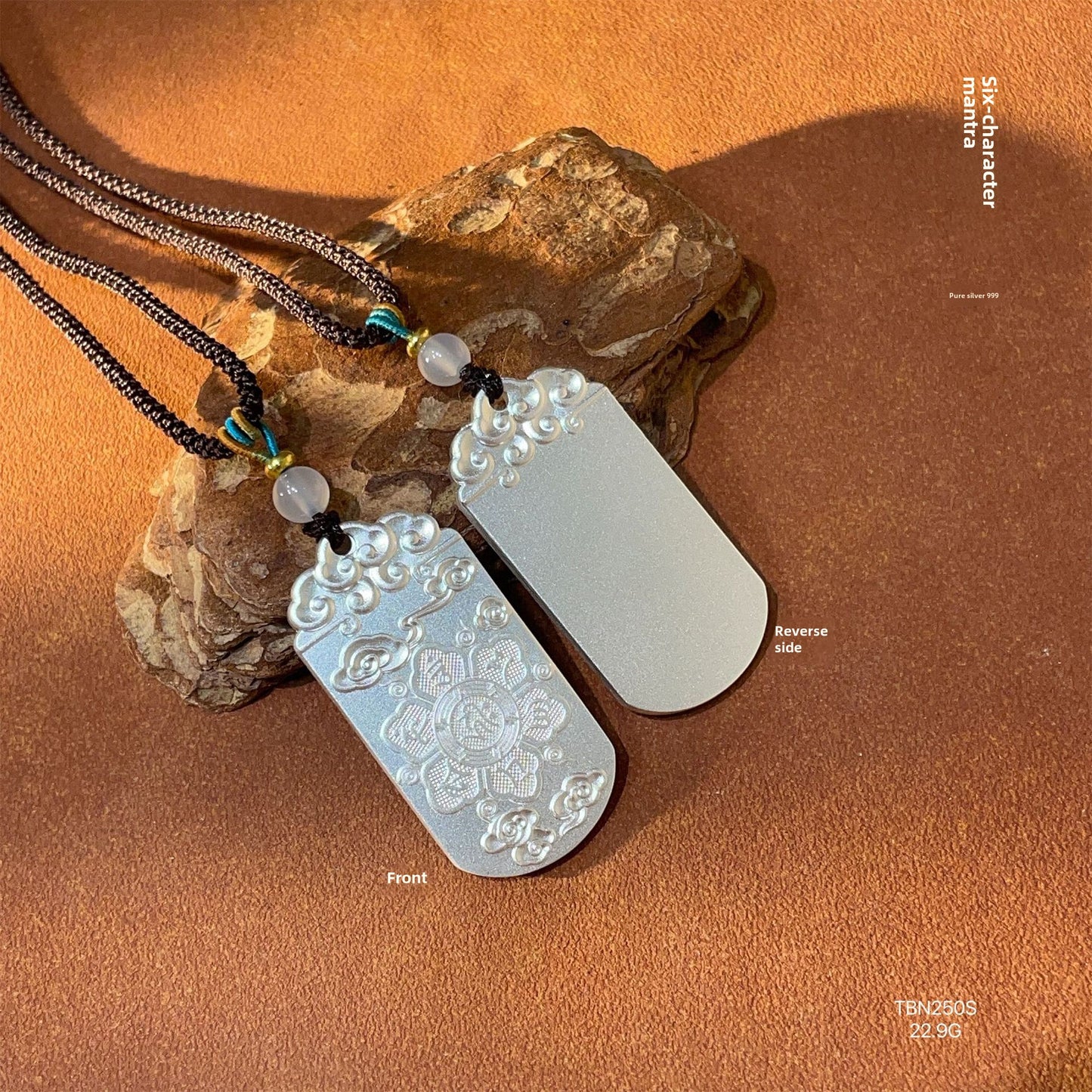 Collar de cuerda trenzada con colgante de plata de ley Guanyin