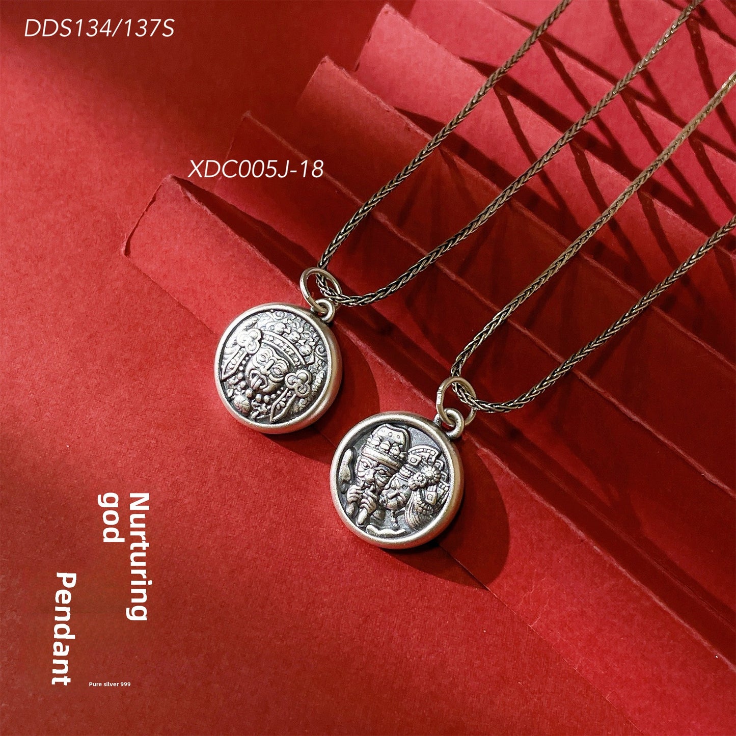 Colgante de plata de ley con diseño de guardián masculino y femenino de estilo étnico