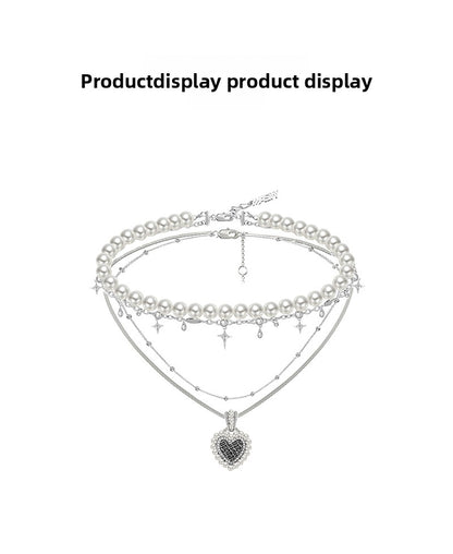 Weaving pearl necklace with love
