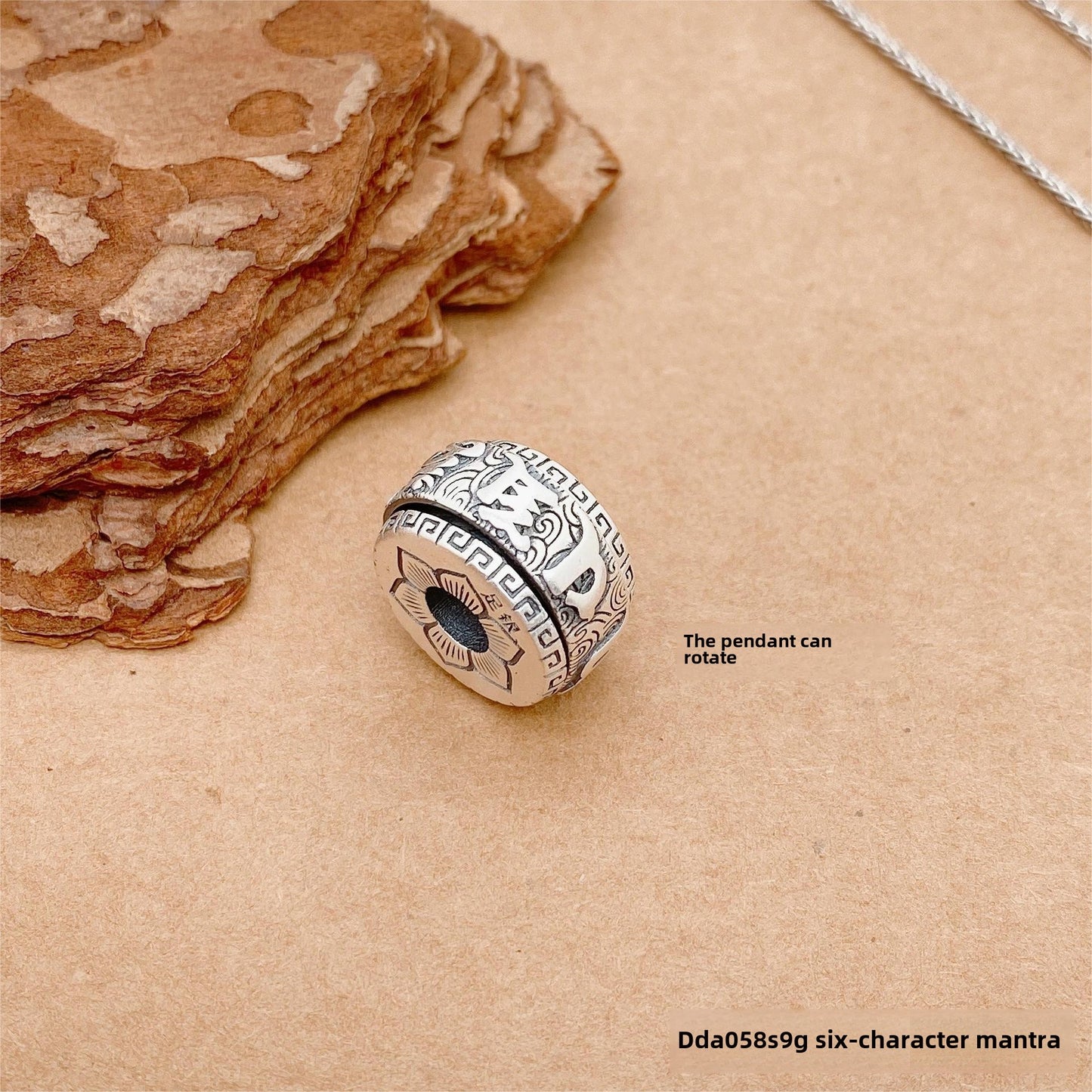 Colgante giratorio de plata esterlina de estilo chino